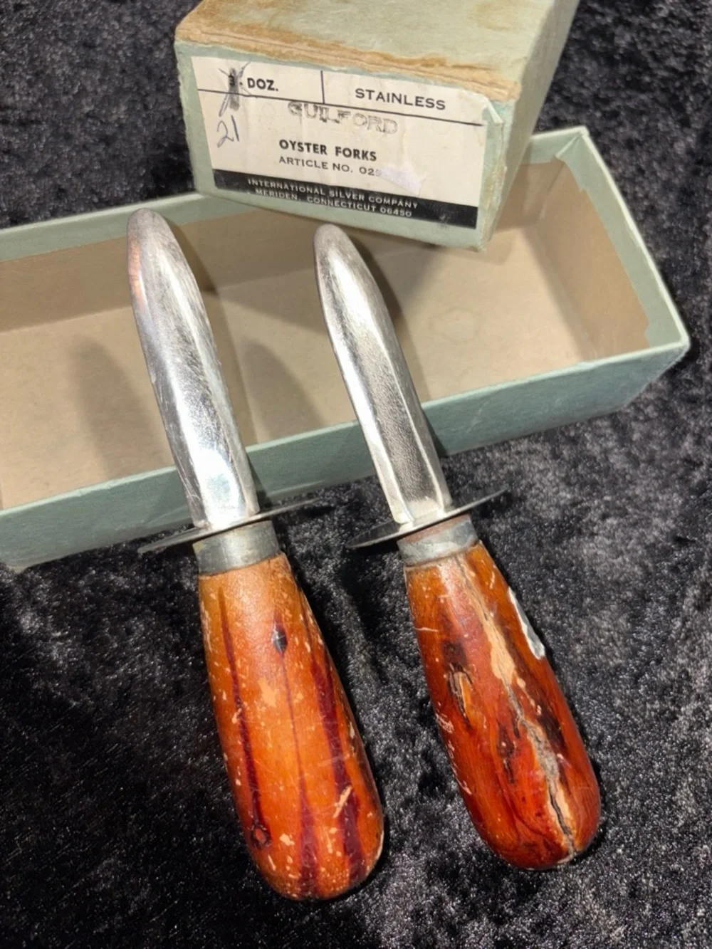 Oyster Knives Brown/Natural Wooden Handle Stainless Steel Blades Set of 2 GUC